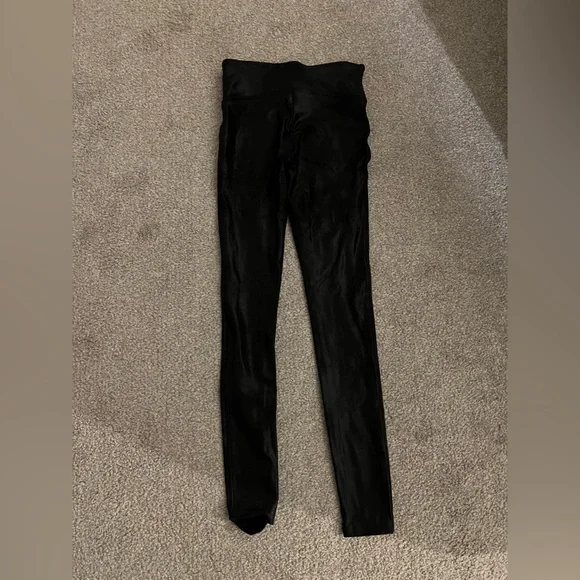 Spanx Faux Leather Leggings - Picture 2 of 5